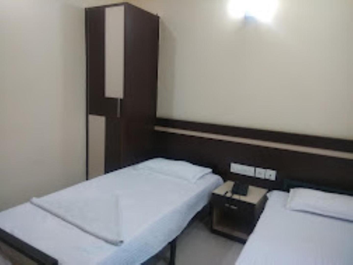 Triumph Inn 布巴内什瓦尔 外观 照片